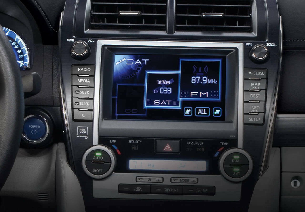 2003 - 2004 Toyota Land Cruiser SiriusXM Radio Factory Stereo Kit